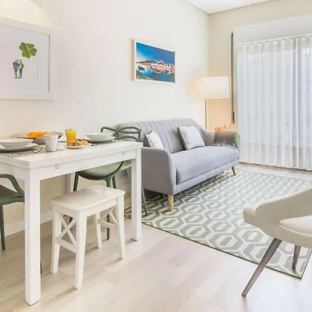 Modern 1-bedroom For Rent In Santo Ildefonso Апартаменты